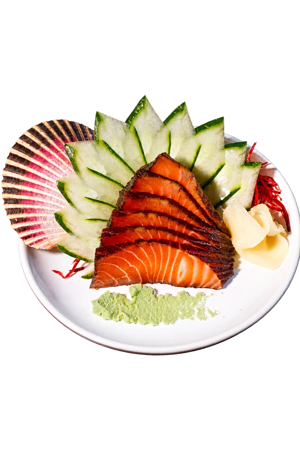 Sashimis de salmão servidos com acompanhamentos
