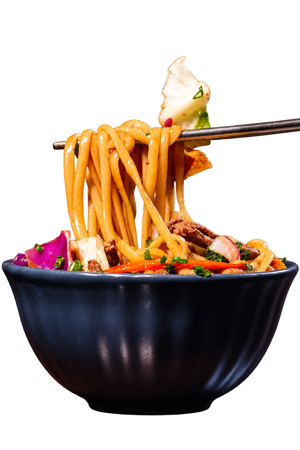 Yakisoba servido com hashis